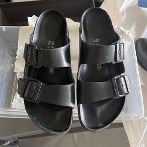 Birkenstock Arizona Black Footbed Sandals